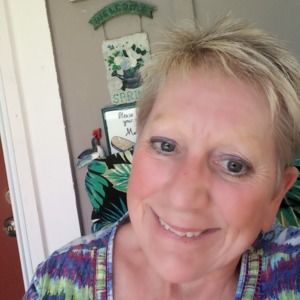 Meet your Posher, Lynda